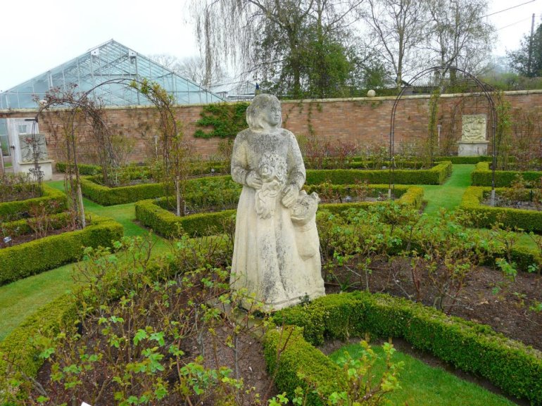 529036_363081813730771_870747712_n